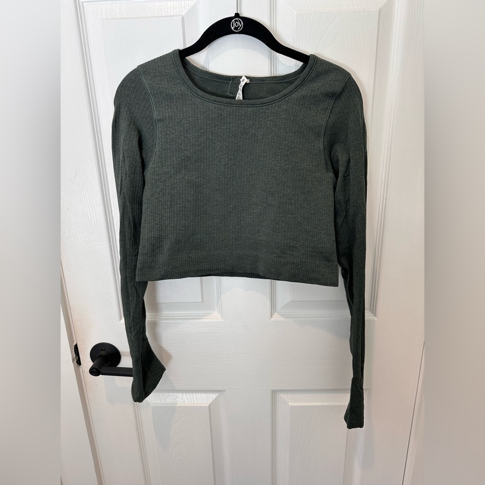 lululemon athletica Green Long Sleeve Crop Top